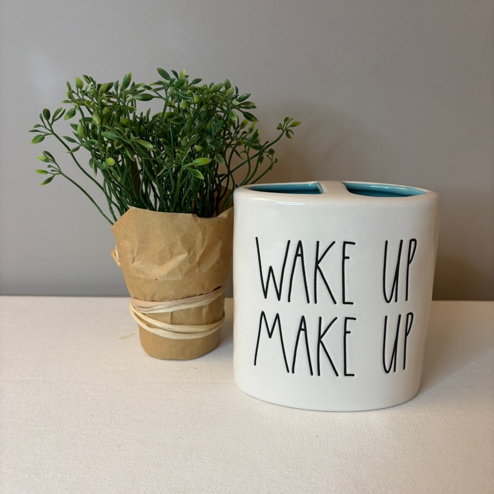 Rae Dunn Wake Up Make Up Brush Holder Never Used